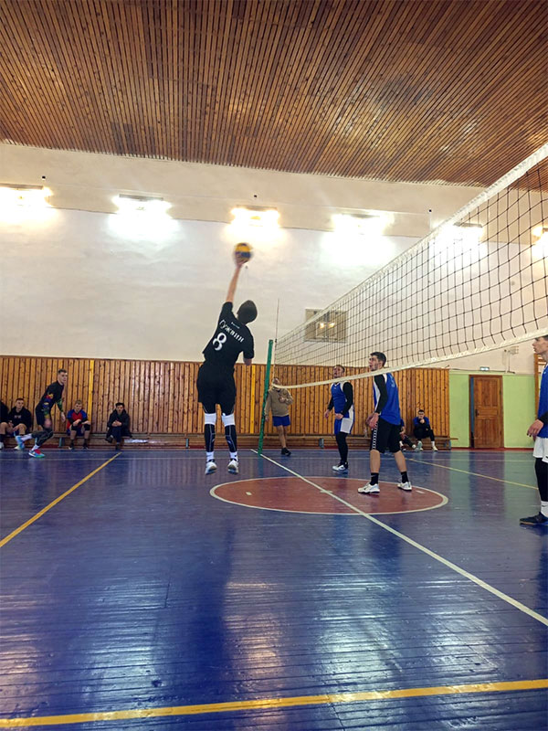 В Усть-Донецке состоялся межмуниципальный турнир по волейболу «Территория спорта»